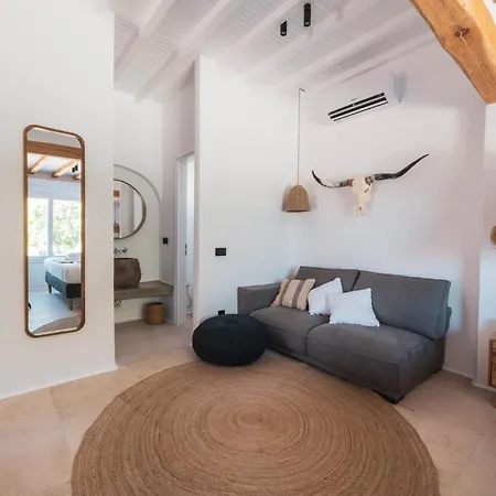 Nomade 4br Over Psarou بلاتيس يالوس