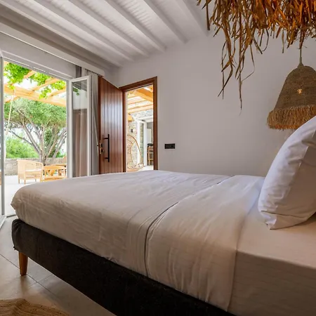 فيلة Nomade 4br Over Psarou