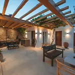 Nomade 4 Bd In Psarou Villa *