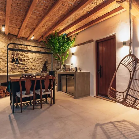 Nomade 4br Over Psarou Villa