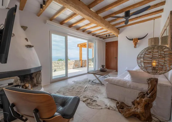 Nomade 4br Over Psarou Villa *