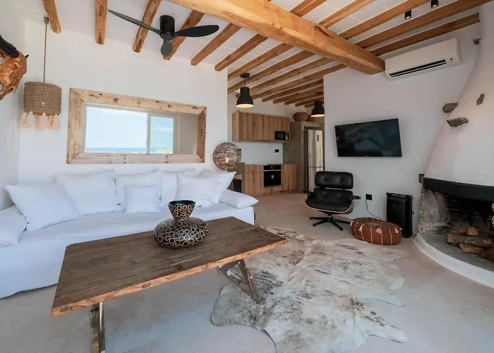 Nomade 4br Over Psarou וילה