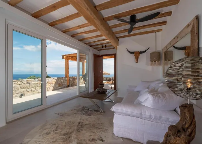 Nomade 4br Over Psarou וילה